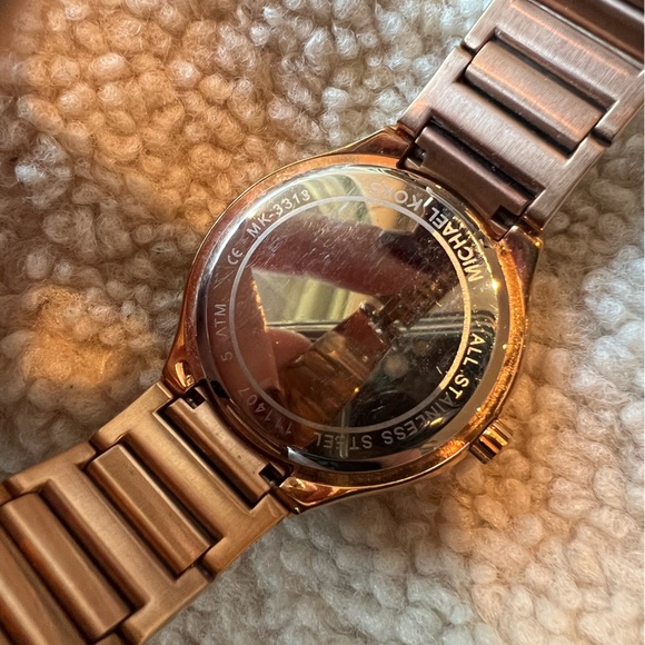 Vintage Michael KORS Kerry Watch, Gold / Mother of Pearl. 2000s - Picture 6 of 6